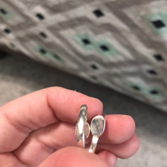 Sterling silver Ethiopian opal bypass ring - Picture 4 of 5